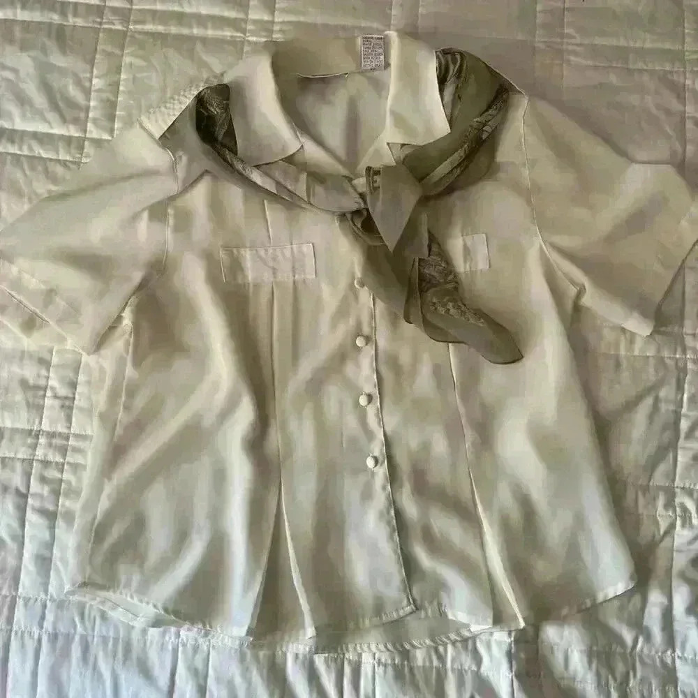 Vintage 90s white button up shirt Worthington women’s petite 12 scarf tie around